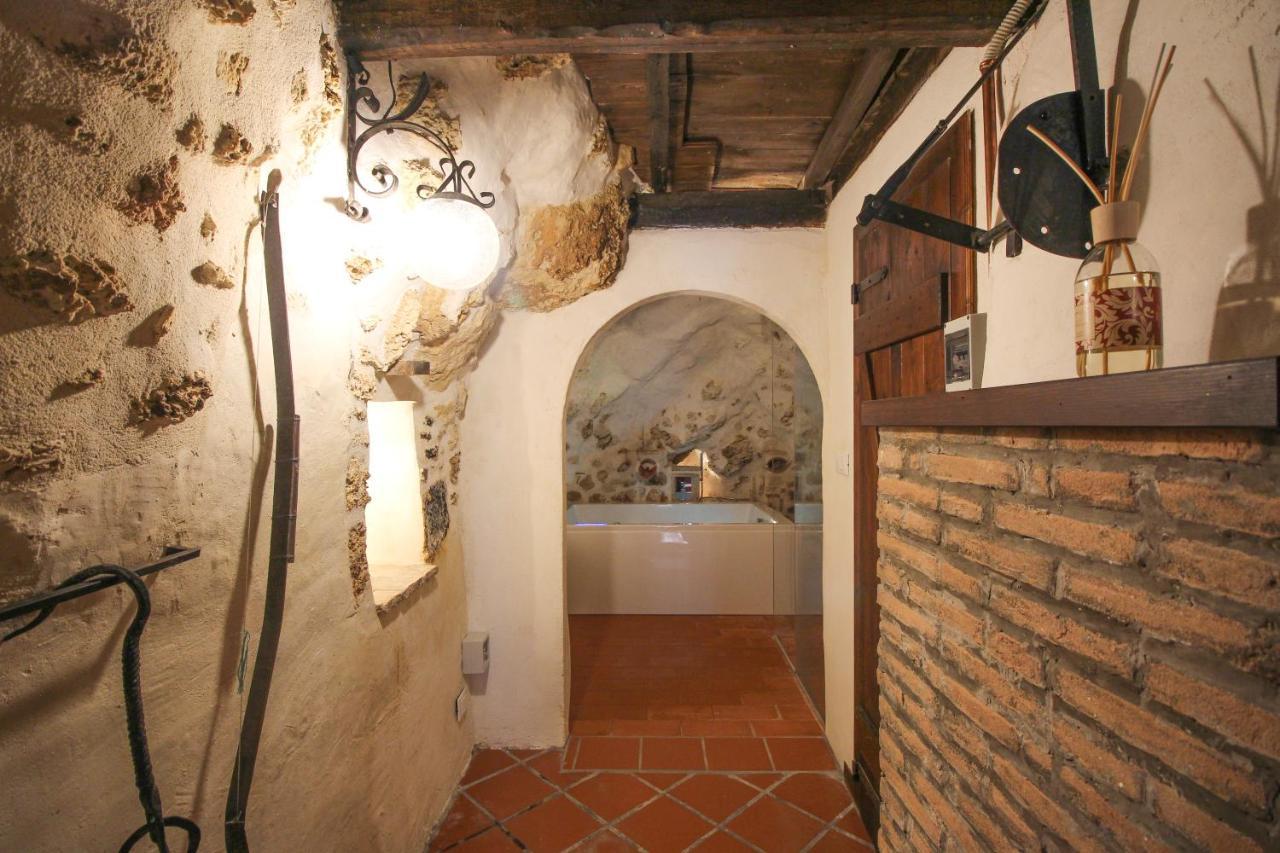 Villa Santo'S House Luxury - Idromassaggio E Doccia Emozionale Santo Stefano Di Sessanio Esterno foto