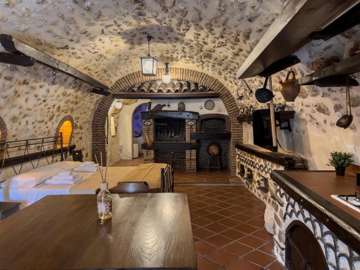 Villa Santo'S House Luxury - Idromassaggio E Doccia Emozionale Santo Stefano Di Sessanio Esterno foto